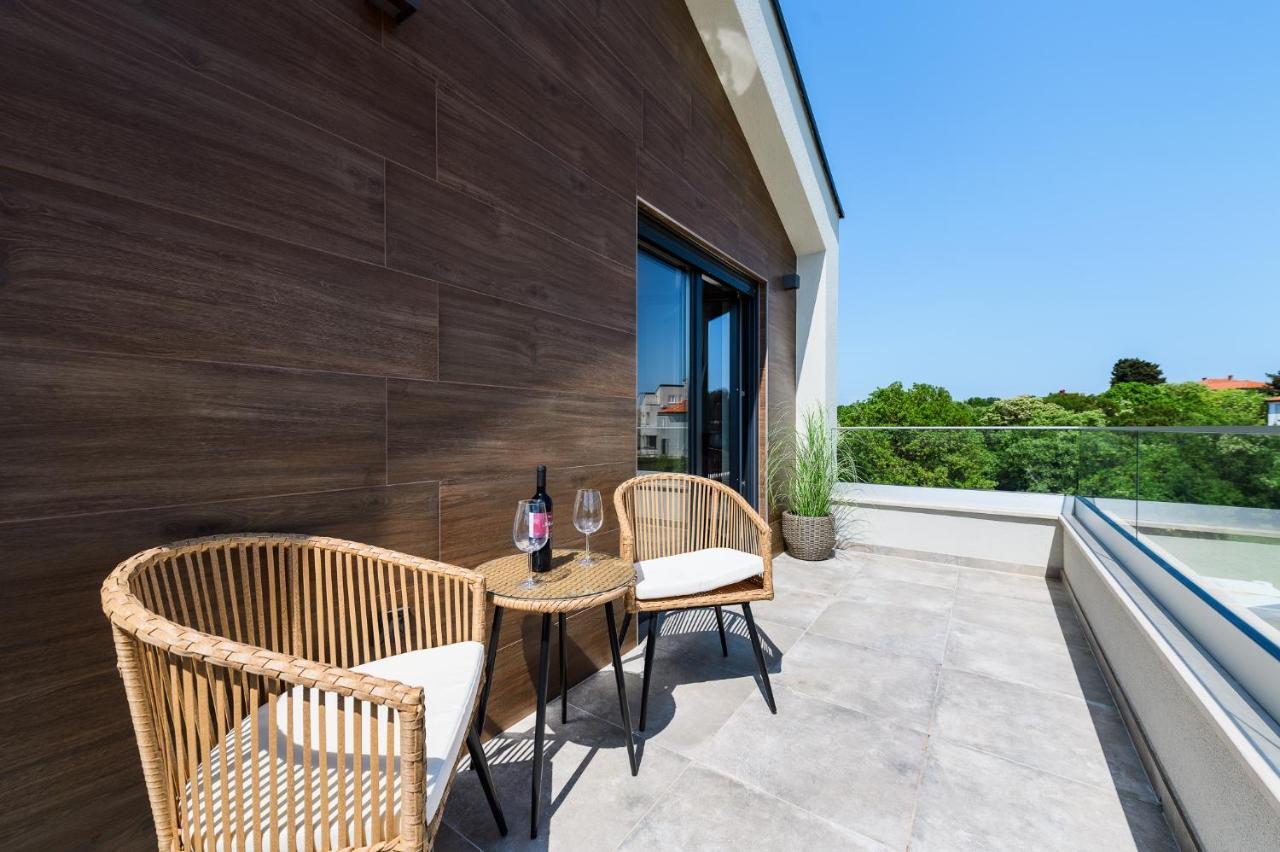 Villa Nobu Mali Vareški Exteriör bild